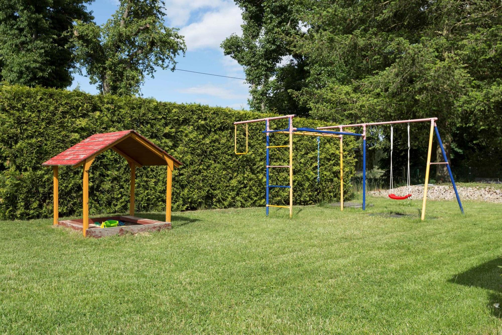 Ferienhaus Liane Zemlin Lochow エクステリア 写真
